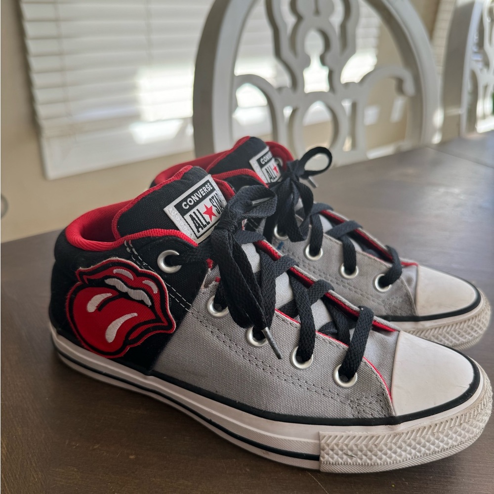 Converse Chuck Taylor All Star- size 4